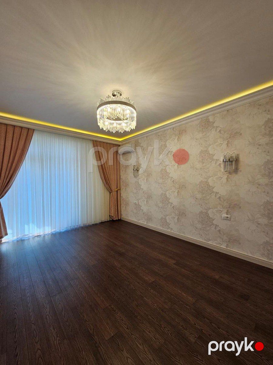 Satılır 4 otaqlı yeni tikili 190 m² — Mənzil, Bakı (10)