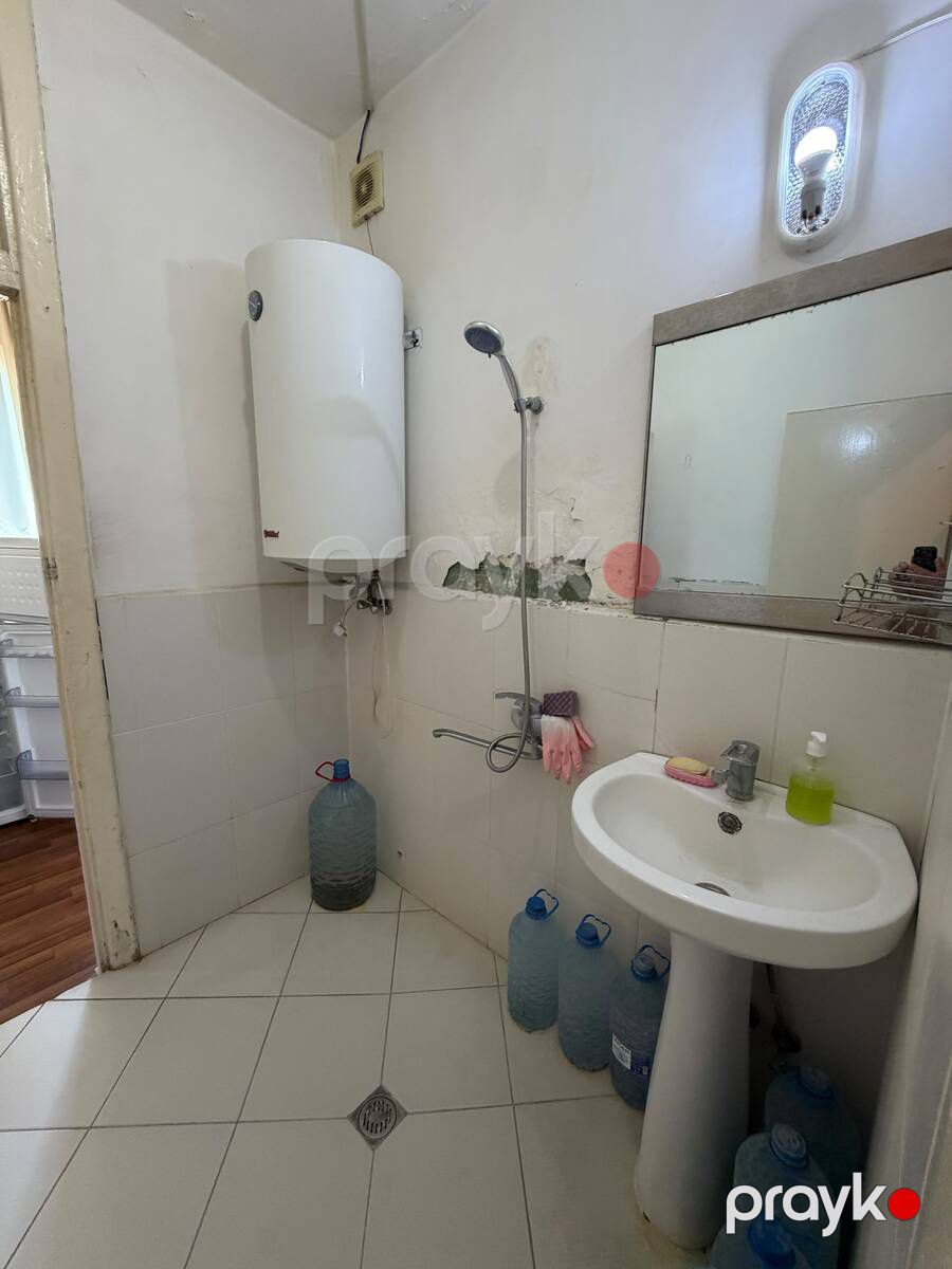 Satılır 1 otaqlı köhnə tikili 30 m² — Mənzil, Bakı (3)