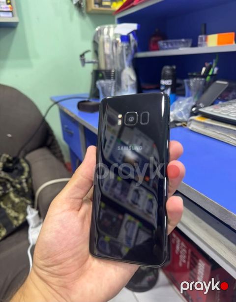 Samsung Galaxy S8, 64 GB, rəng - Qara, Simsiz şarj — Bərdə