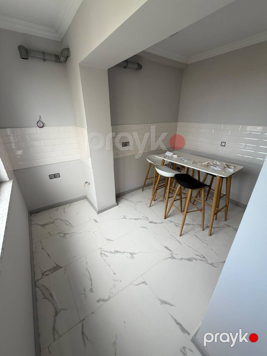 Satılır 2 otaqlı köhnə tikili 65 m² — Mənzil, Bakı (7)