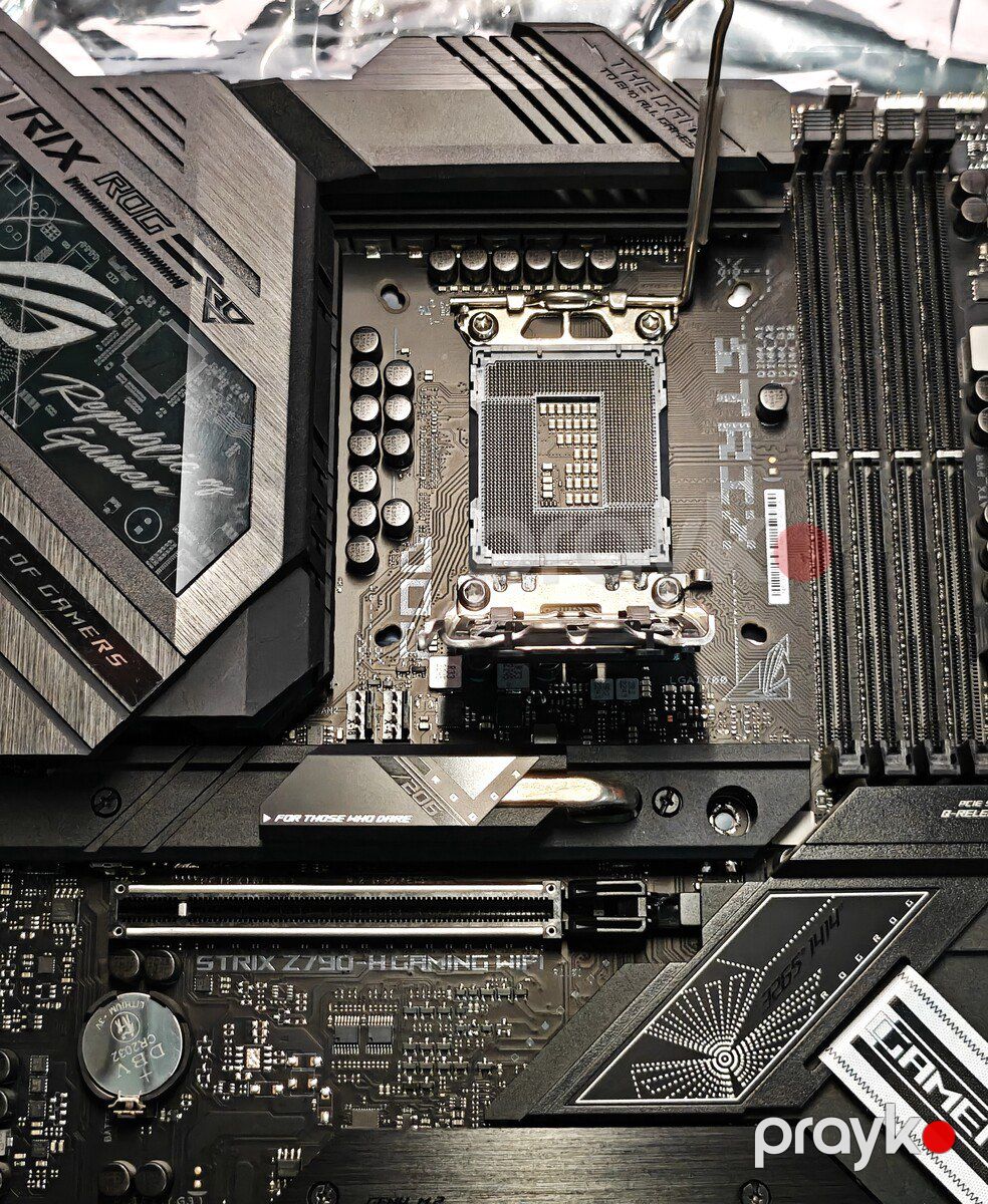 ASUS rog strıx Z790-H Gaming WiFi DDR5 — Kompüterlər və noutbuklar, Bakı (6)