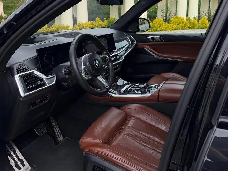 BMW X7 2025 — gündəlik icarə — Minik avtomobili icarəsi, Bakı (3)