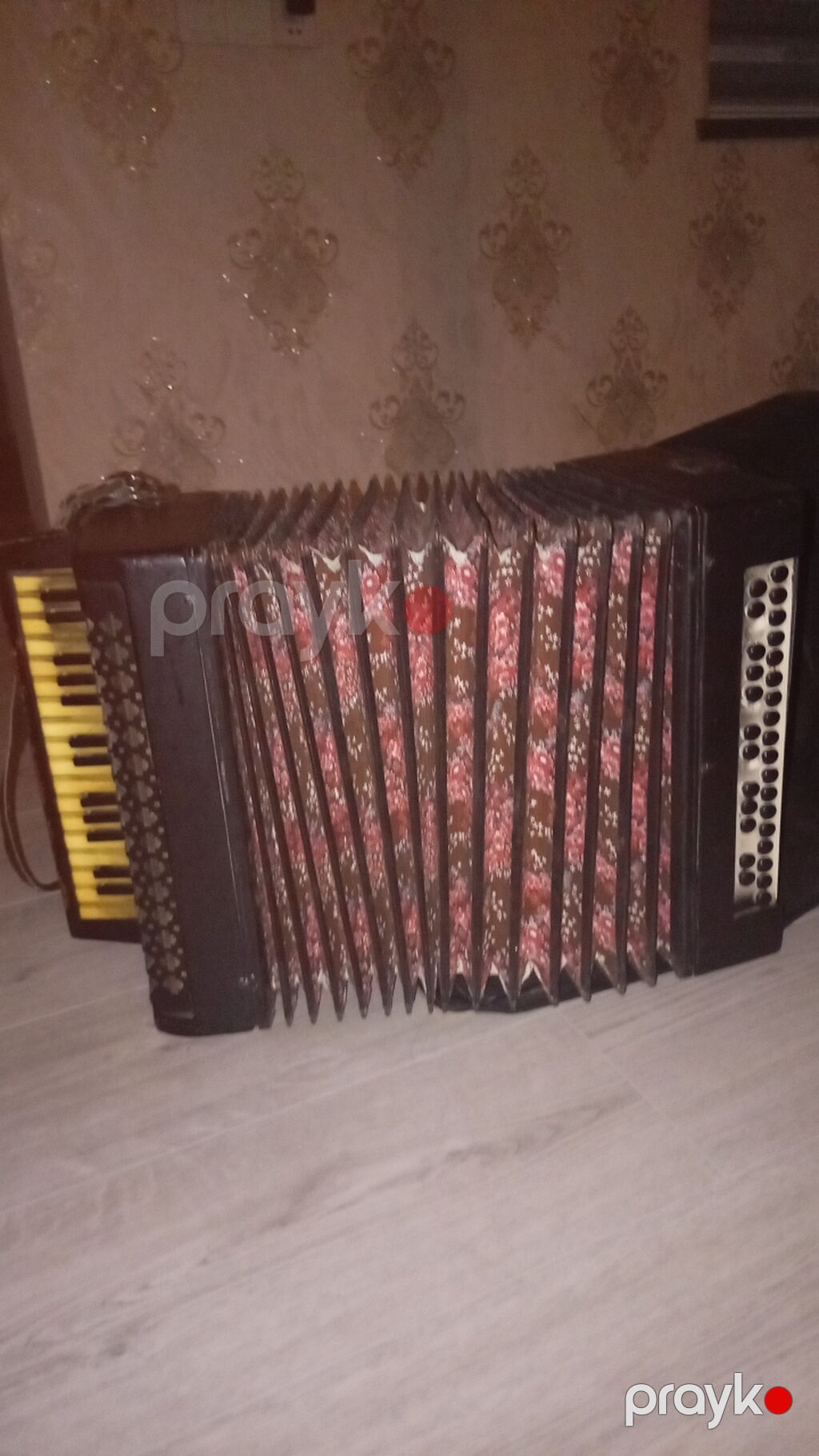 Məhsul: Klaviaturalı akkordeon Təsvir: - Korpus: qara rəngli, metal — Akkordeonlar, harmonilar, bayanlar, Xaçmaz (3)