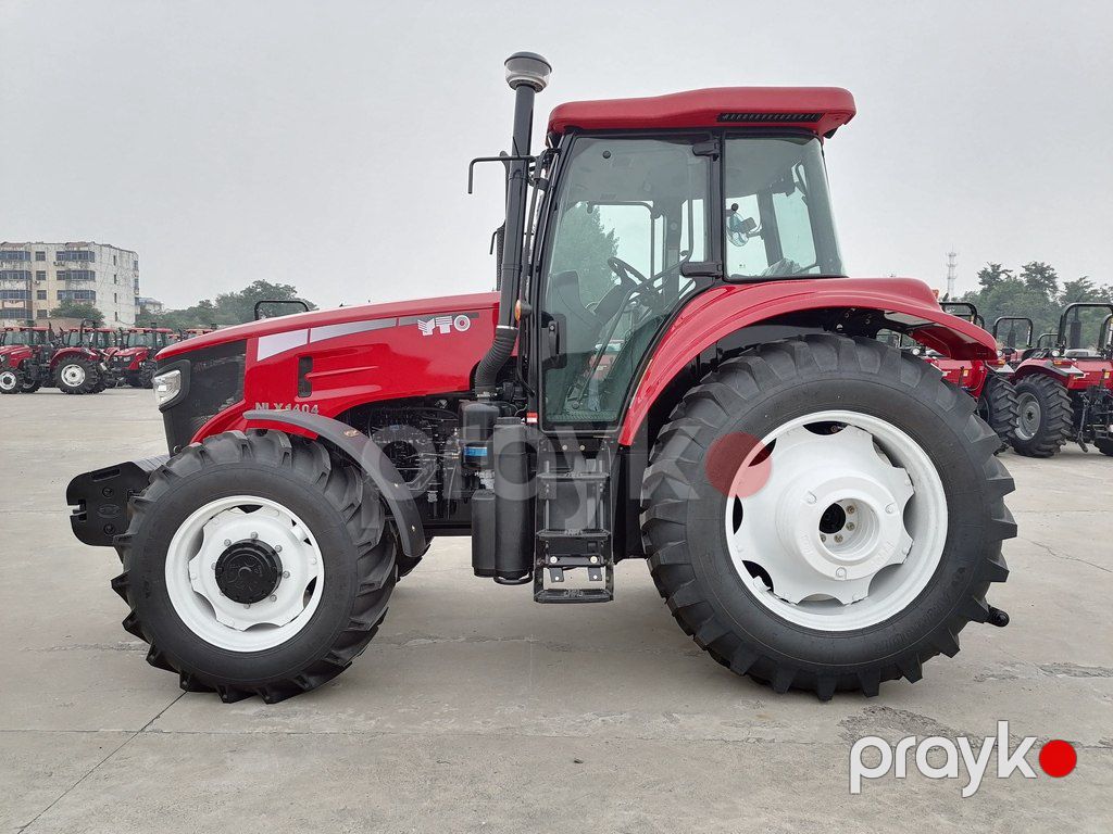 Traktor "YTO NLX 1404" — Aqro texnikası, Bakı (4)