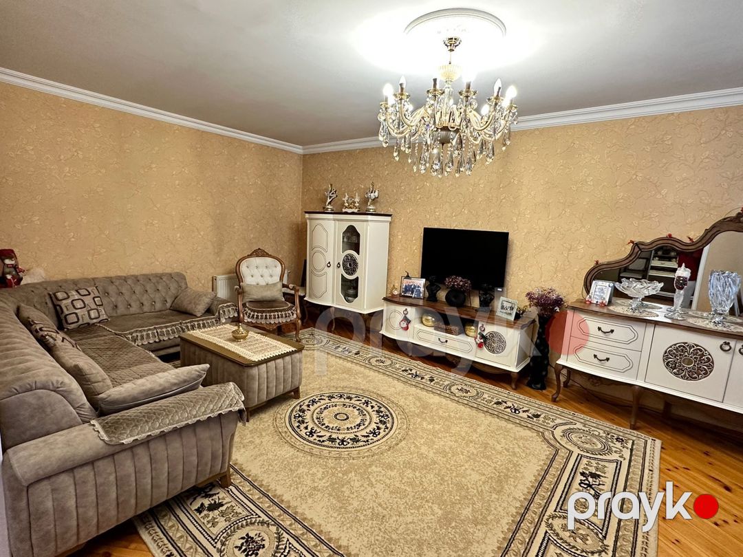 Satılır 6 otaqlı həyət evi/bağ evi 250 m² — Ev, villa, Bakı (2)