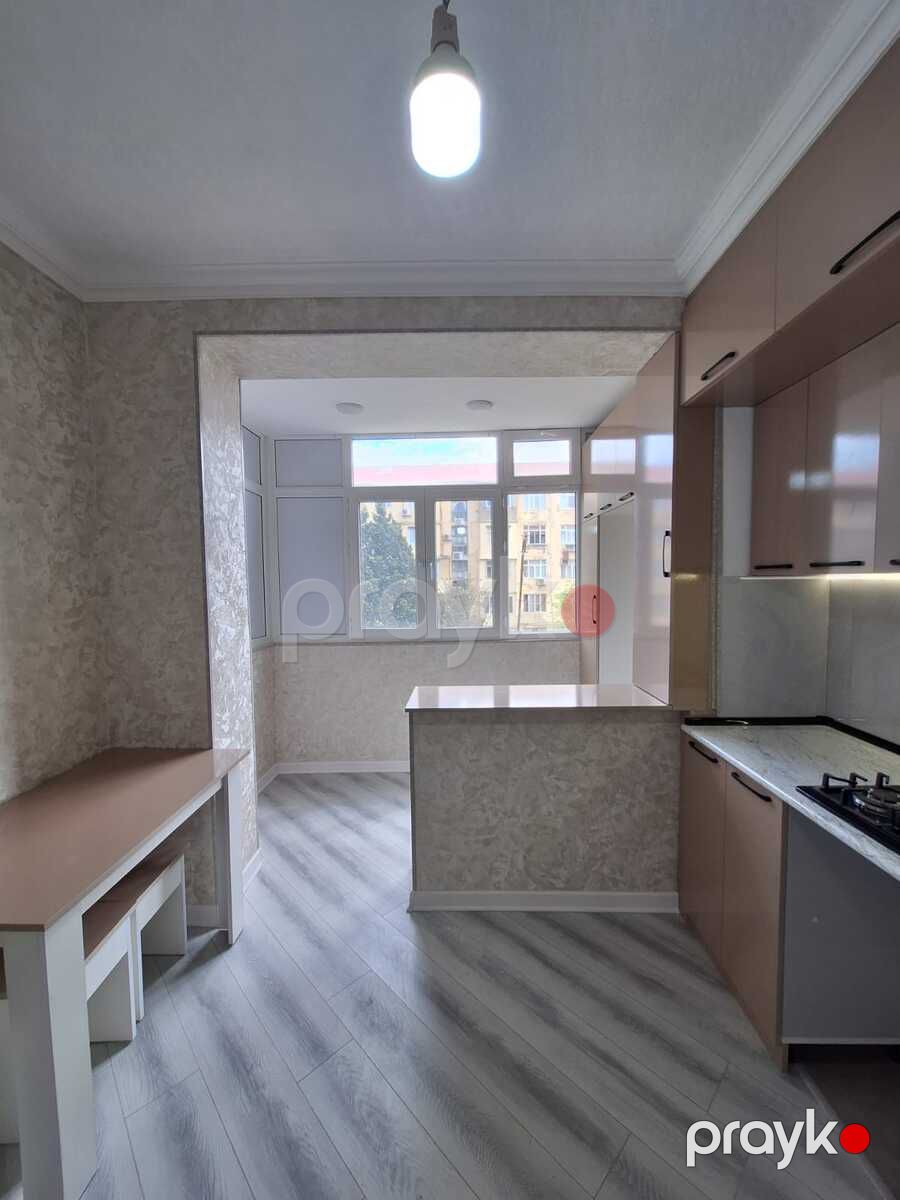 Satılır 2 otaqlı köhnə tikili 56 m² — Mənzil, Sumqayıt (12)