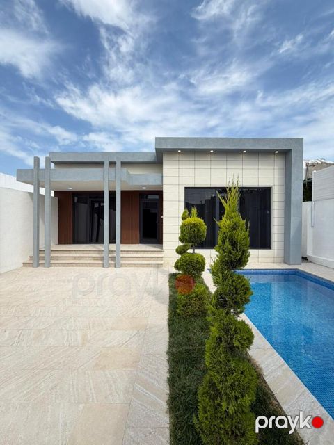 Satılır 4 otaqlı həyət evi/bağ evi 150 m² — Bakı