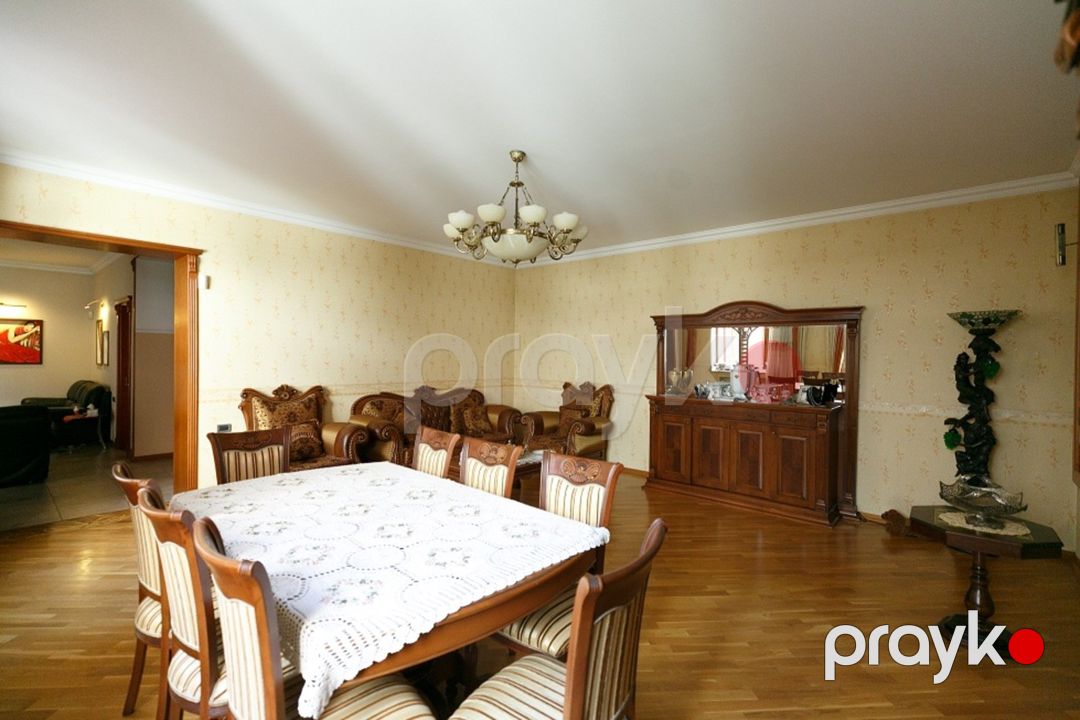 Satılır 8 otaqlı həyət evi/bağ evi 630 m² — Ev, villa, Bakı (4)
