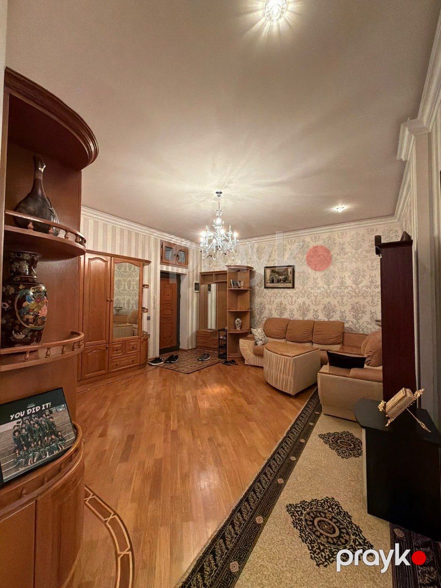 Satılır 3 otaqlı köhnə tikili 170 m² — Mənzil, Bakı (6)