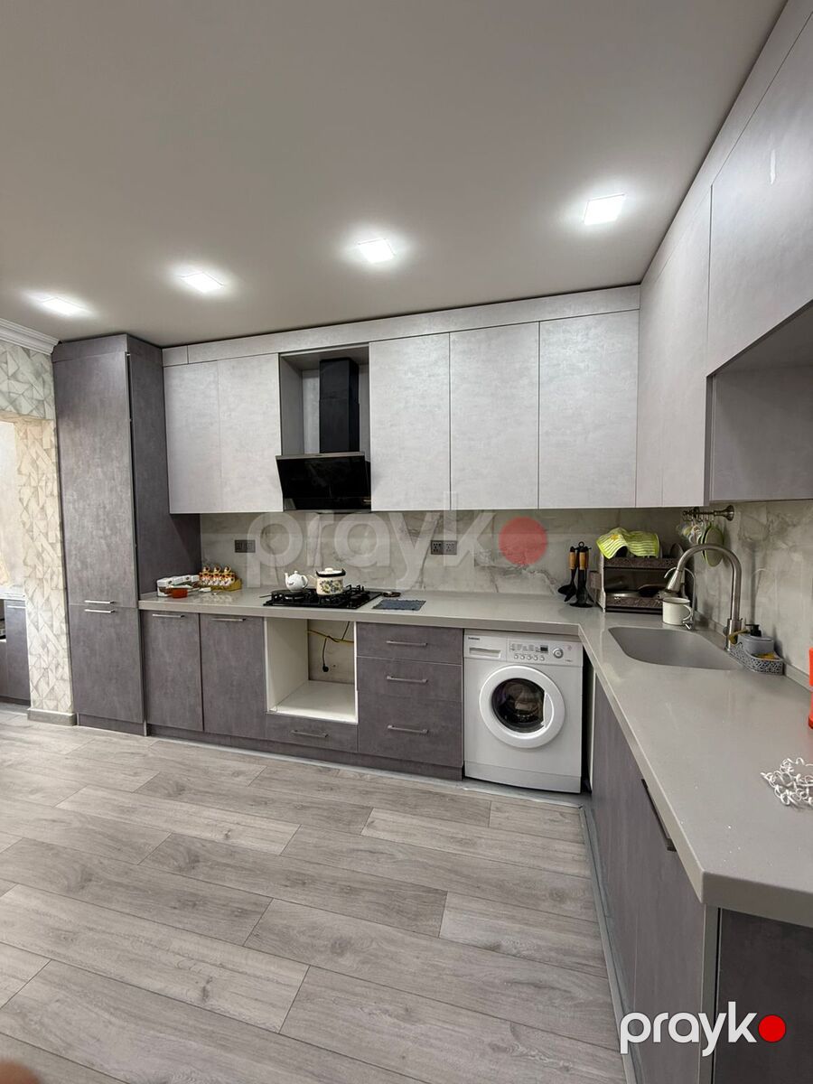 Satılır 5 otaqlı köhnə tikili 120 m² — Mənzil, Bakı (2)