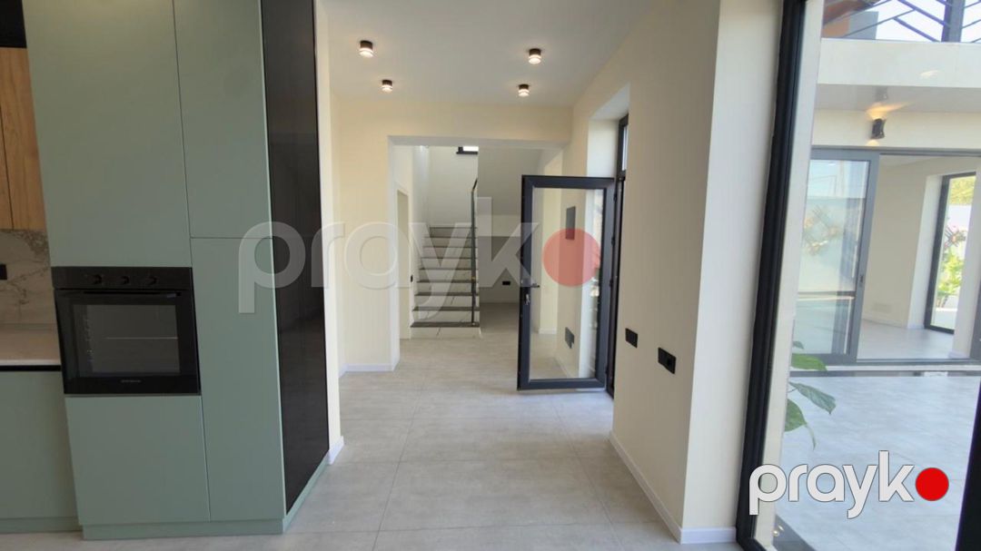 Satılır 4 otaqlı həyət evi/bağ evi 200 m² — Ev, villa, Bakı (12)