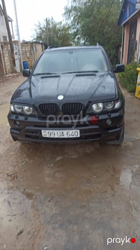 BMW X5: 4.4 l 2001 il Sedan — Bakı