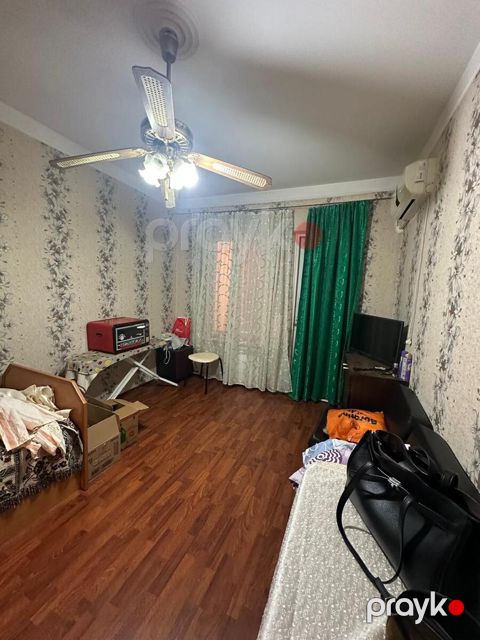 Satılır 5 otaqlı köhnə tikili 135 m² — Bakı