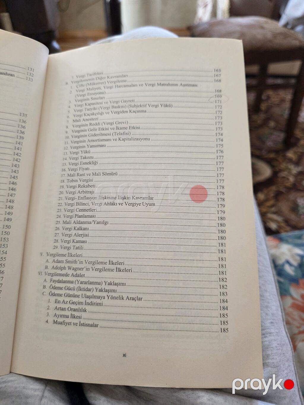 İqtisadiyyat və xüsusilə dövlət maliyyəsi mövzusunda kitab — Kitablar, Bakı (6)