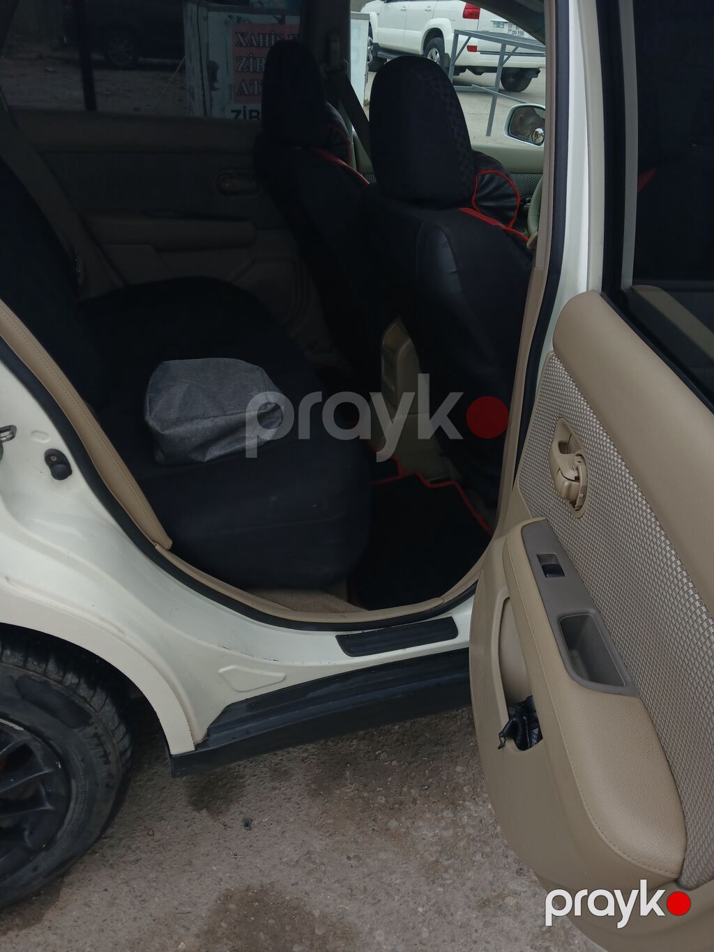 Nissan Tiida: 1.6 l 2006 il Sedan — Avtomobillər, Qobu (3)
