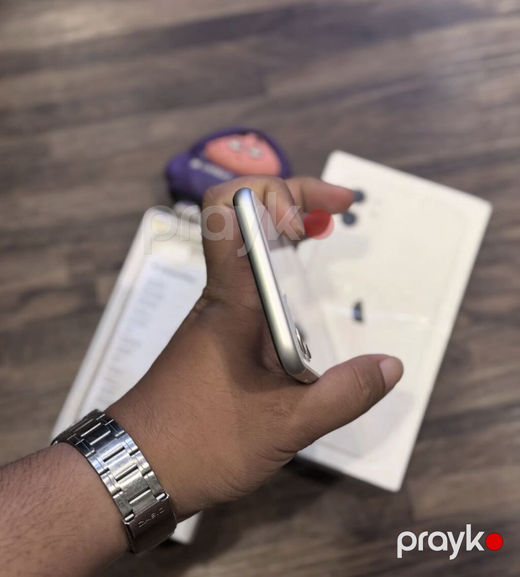 IPhone 11, 128 GB, Ağ, Zəmanət, Simsiz şarj, Face ID — Apple iPhone, Bakı (3)