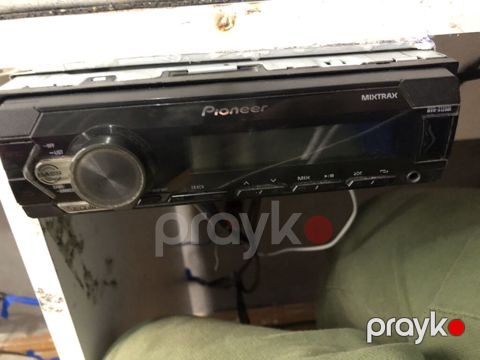 Pioneer Mıxtrax avtomobil maqnitolası Xüsusiyyətlər: - Model: Pioneer — Bakı