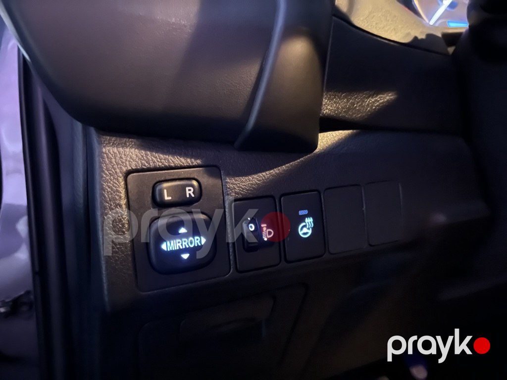 Toyota Corolla, 1.6 L, 2017 il, 153 500 km — Avtomobillər, Bakı (12)