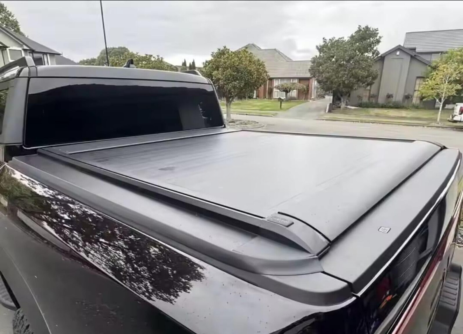 Jalüz pultla Mitsubishi L200 — Bakı