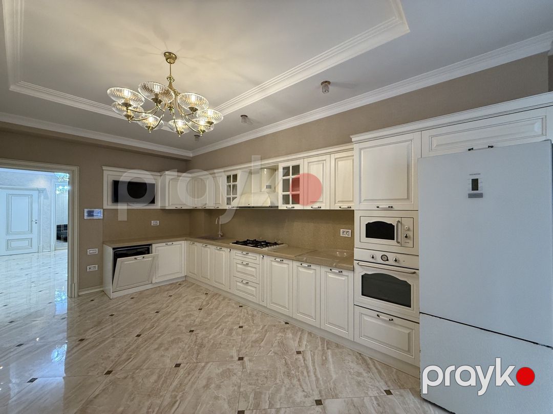 Satılır 3 otaqlı yeni tikili 168 m² — Mənzil, Bakı (7)