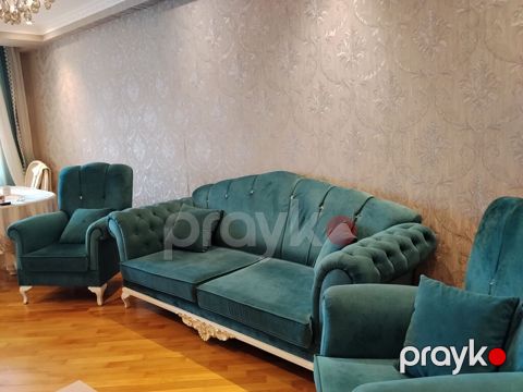 İşlənmiş, Divan, 2 kreslo — Bakı
