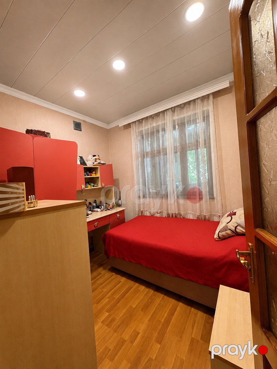 Satılır 2 otaqlı köhnə tikili 55 m² — Mənzil, Bakı (3)