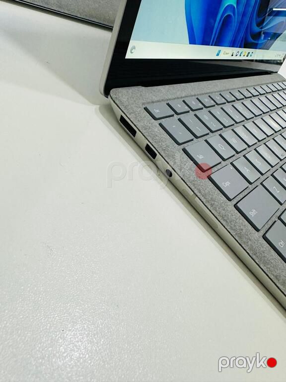 Microsoft Surface Laptop 2 — Noutbuklar, Bakı (5)