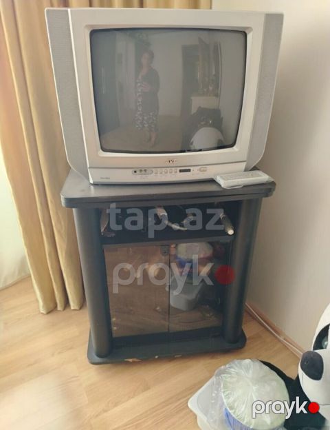 İşlənmiş Televizor JVC LCD 32" HD (1366x768), Ünvandan götürmə — Sumqayıt