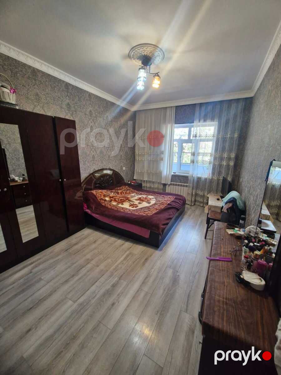Satılır 4 otaqlı köhnə tikili 110 m² — Mənzil, Bakı (6)