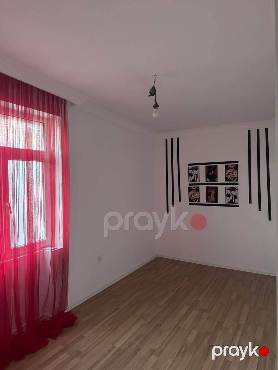 Satılır 2 otaqlı köhnə tikili 45 m² — Mənzil, Bakı (4)