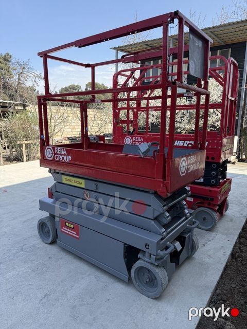 Elektrik qayçı platforması — Bakı