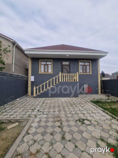 Satılır 3 otaqlı həyət evi/bağ evi 90 m² — Bakı