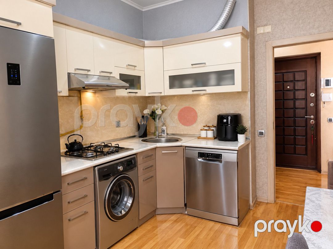 Satılır 2 otaqlı köhnə tikili 65 m² — Mənzil, Bakı (3)