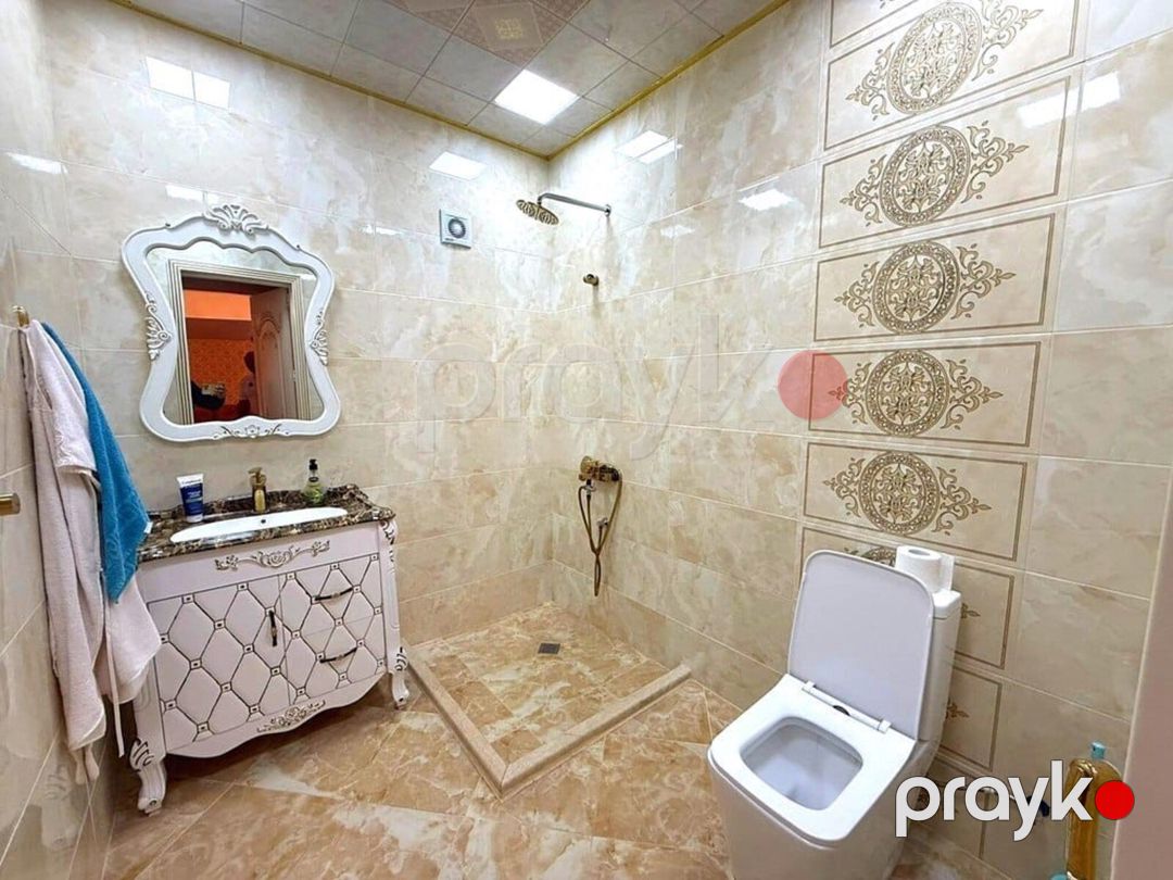 Satılır 4 otaqlı həyət evi/bağ evi 250 m² — Ev, villa, Bakı (12)