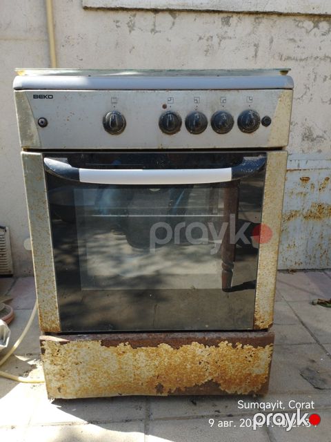 Quraşdırılan soba Beko — Sumqayıt