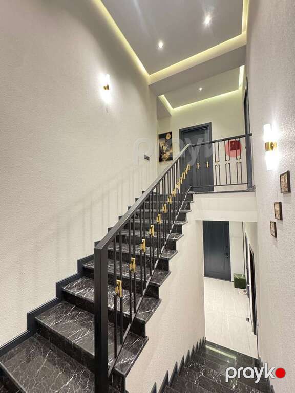 Satılır 5 otaqlı həyət evi/bağ evi 330 m² — Ev, villa, Bakı (12)