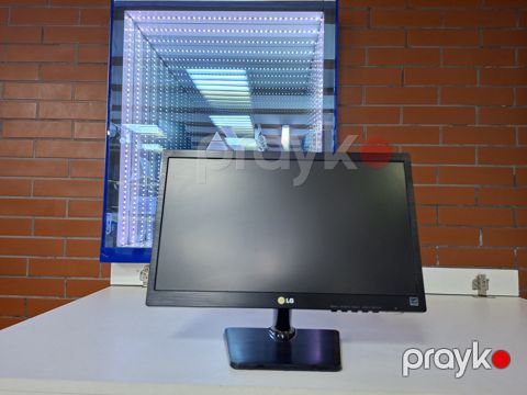 Monitor LG Flatron 20EN33S — Bakı