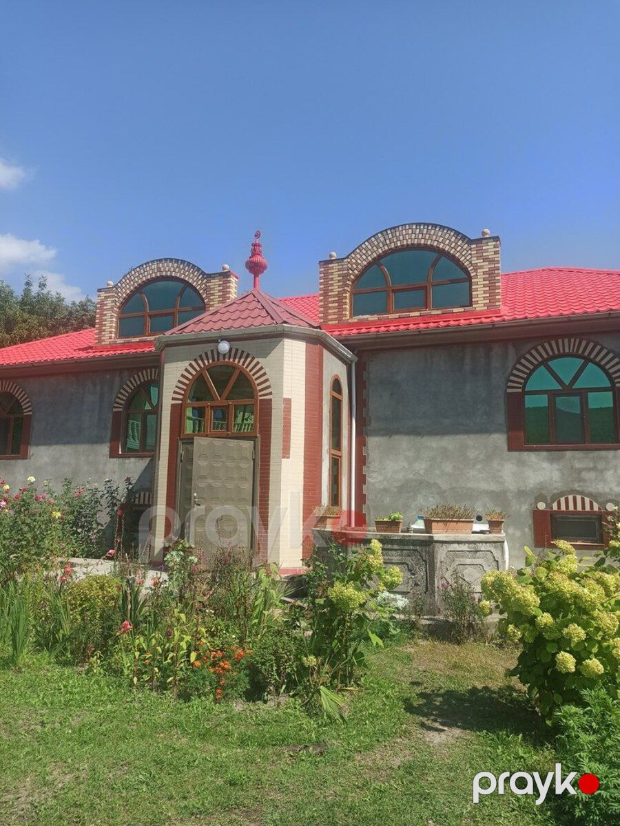 İcarəyə verilir 3 otaqlı həyət evi/bağ evi 150 m² — Ev, villa, Şəki (2)
