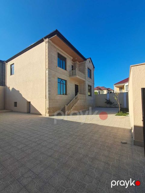 Satılır 6 otaqlı həyət evi/bağ evi 250 m² — Bakı