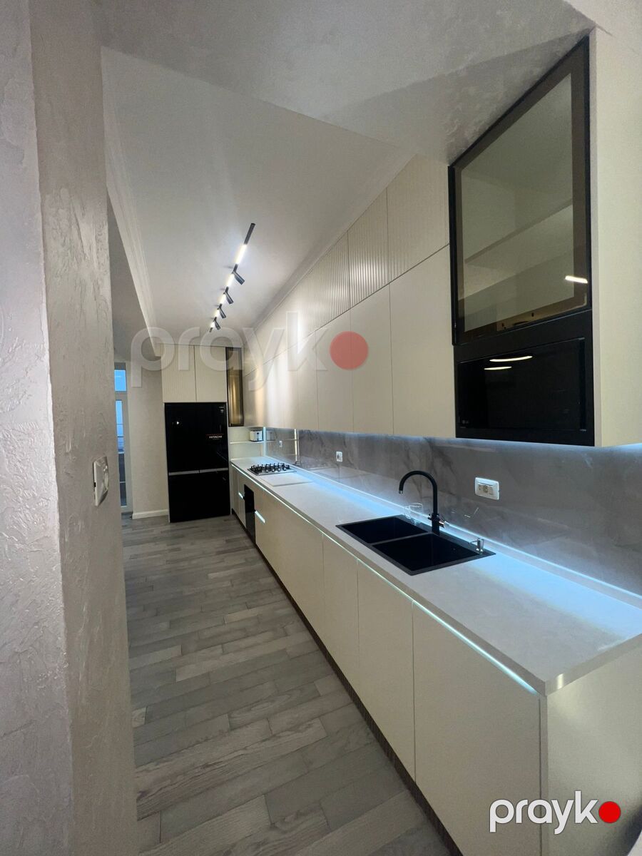 İcarəyə verilir 3 otaqlı yeni tikili 135 m² — Mənzil, Bakı (7)