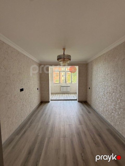 Satılır 2 otaqlı köhnə tikili 60 m² — Bakı