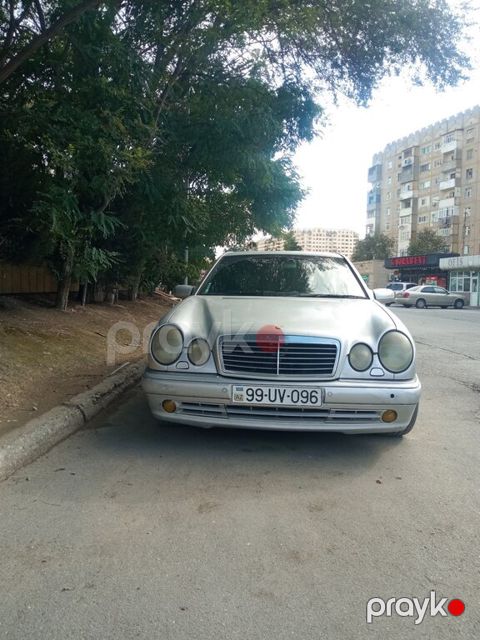 Mercedes E 240, 2.4 L, 1997 il, 241 420 km — Bakı
