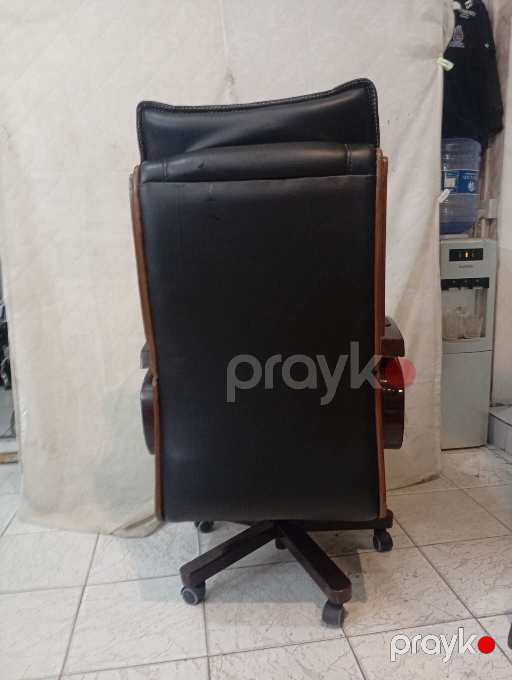 Orjinal Türkiyə firma istehsal Müdür kreslosu;qara rənğdə,ən yüksək — Ofis mebeli, Bakı (3)