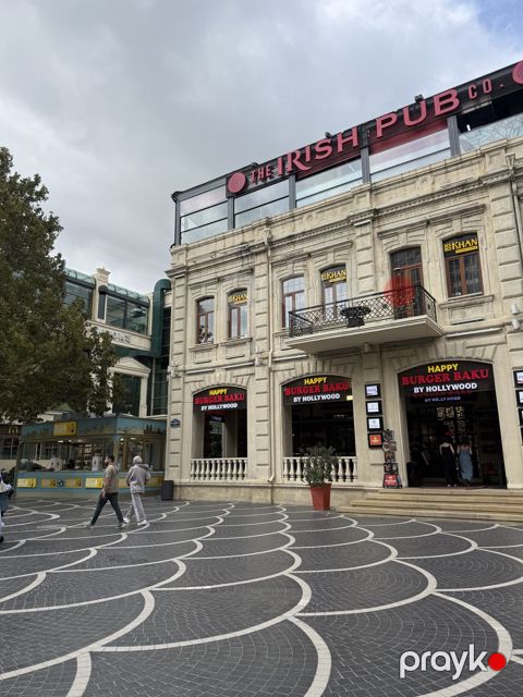 Satılır obyekt 130 m² — Bakı