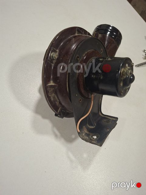 GAZ 24 Volga arxa şüşə sobası — Bakı