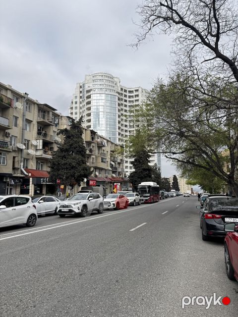 Satılır 2 otaqlı köhnə tikili 45 m² — Bakı