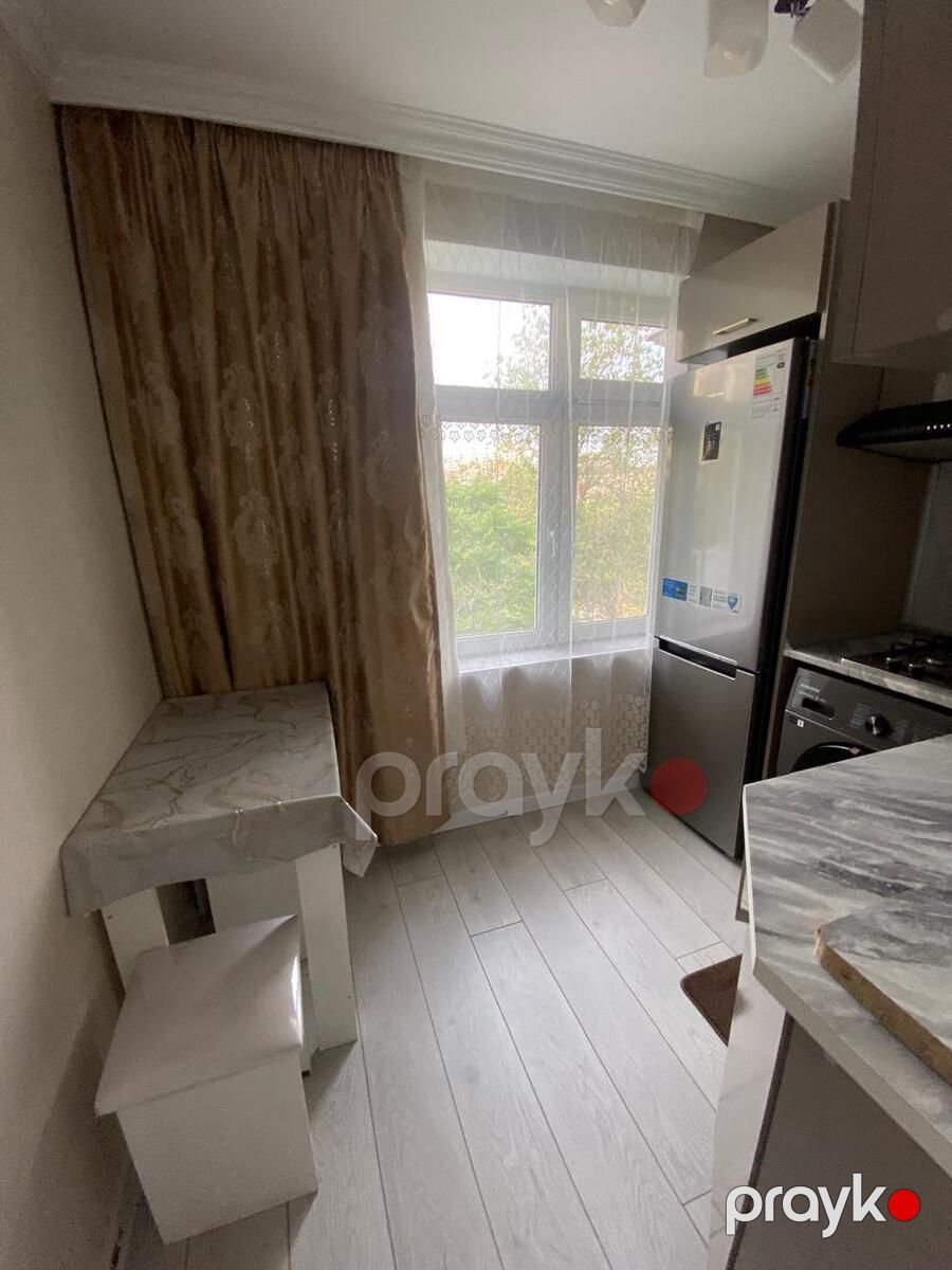 İcarəyə verilir 1 otaqlı köhnə tikili 45 m² — Mənzil, Bakı (7)