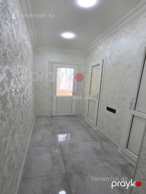 Satılır 3 otaqlı Bina evi menzil (Köhnə tikili), 68 m², 10-cu mikrorayon — Mənzil, Sumqayıt (11)