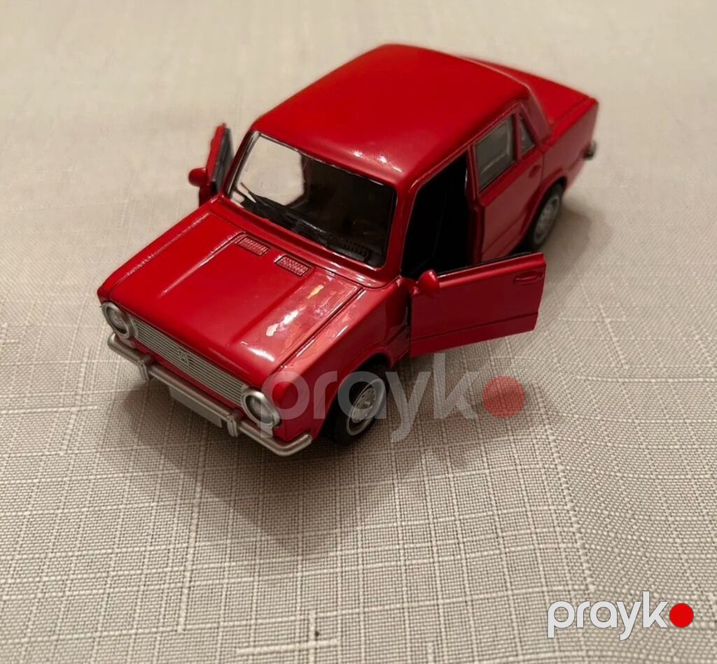 Kolleksiya üçün metal model avtomobil - Klassik sedan dizaynlı — Modellar, Bakı (6)
