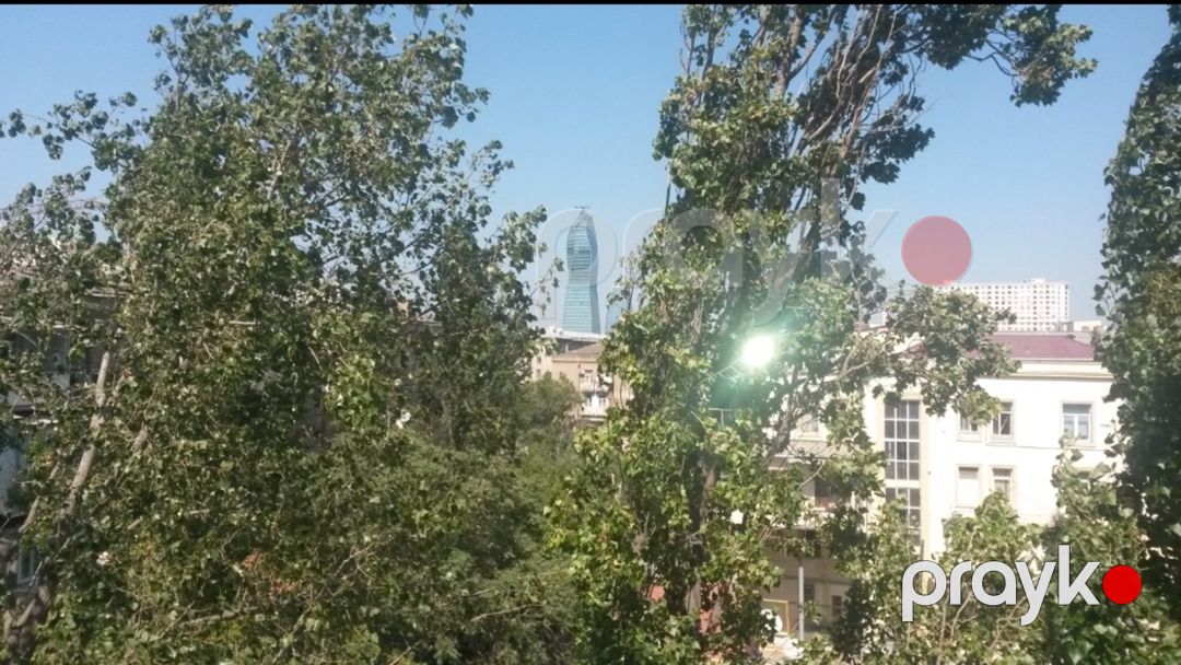 Satılır 3 otaqlı köhnə tikili 90 m² — Mənzil, Bakı (9)